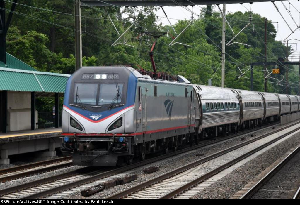 Westbound "Regional" zips through the station